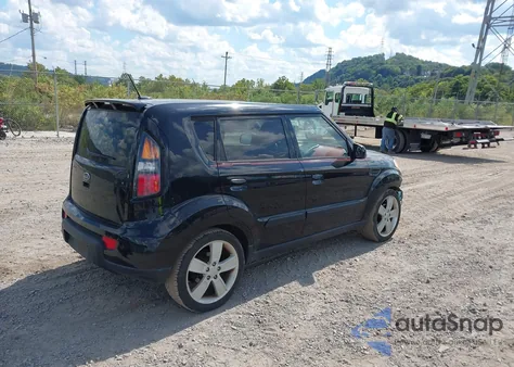 2010 Kia Soul Sport z USA, uszkodzony, nr VIN KNDJT2A21A7041883